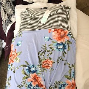 Knot front knit top- size medium